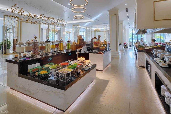Khám phá sân golf Vinpearl Phú Quốc - Buffet ngập tràn