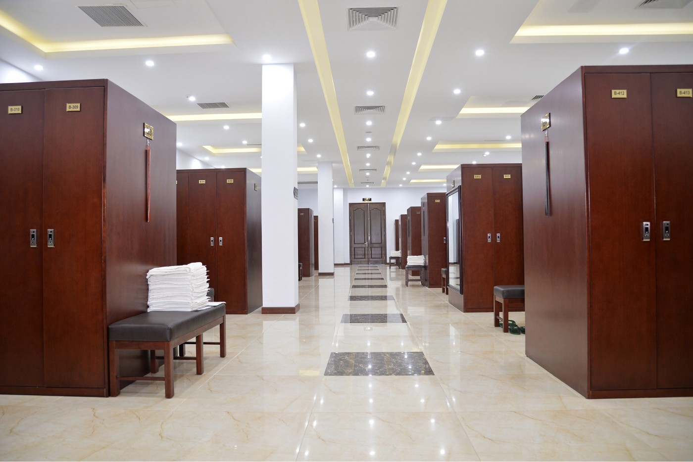 Sân golf Hilltop Valley - Phòng thay đồ trang bị đầy đủ, tiện nghi