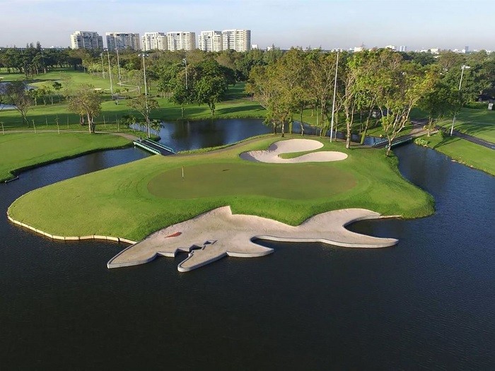Sân golf Thái Lan -  Thana City Golf Course