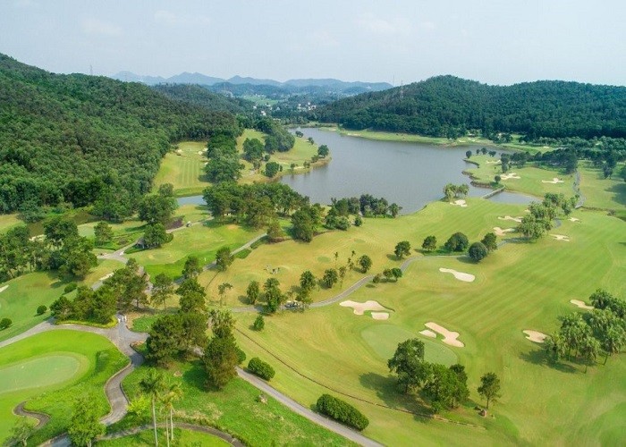 Bảng giá sân golf Chí Linh cập nhật chi tiết