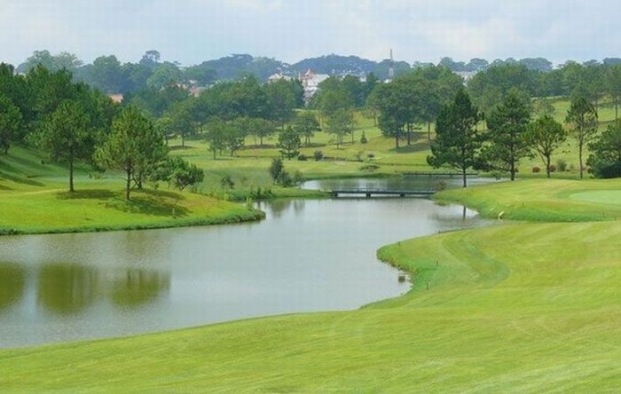 Khám phá Đà Lạt Palace Golf Club -  Địa hình sân golf 