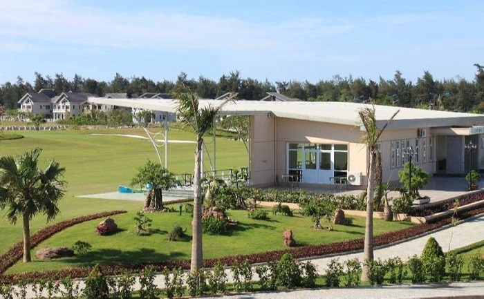 Giá sân golf Cửa Lò - Các công trình dịch vụ hiện đại