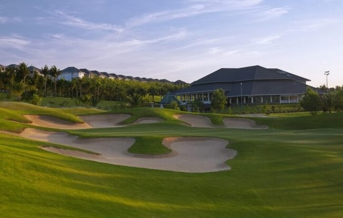 Bảng giá sân golf Paradise Vũng Tàu - Địa hình sân golf 