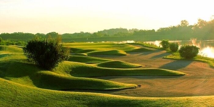 Giá sân golf Sky Lake - Sân golf Sky Lake lọt top những sân golf được yêu thích nhất miền Bắc