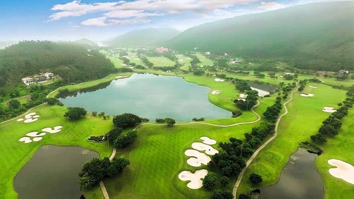 Giá sân golf Tam Đảo - Sân golf Tam Đảo tọa lạc tại vị trí vô cùng đắc địa