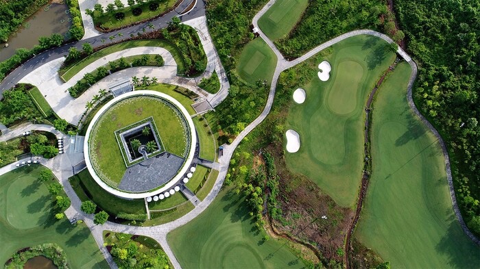 sân golf Đà Nẵng - Thiết kế ấn tượng của toà Clubhouse tại Sân Golf Bà Nà Hills Golf Club Đà Nẵng