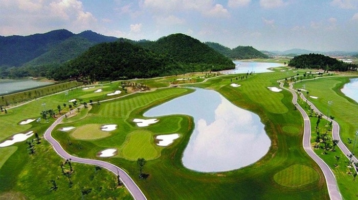 sân golf Đà Nẵng - Khung cảnh sân golf BRG Da Nang Golf Club nhìn từ trên cao