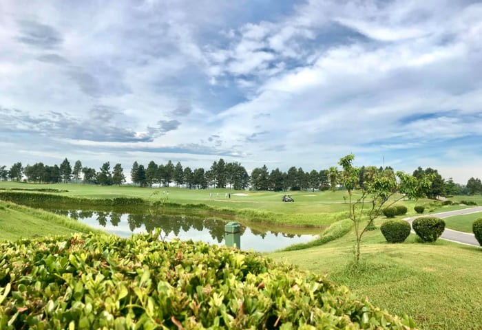 Sân golf Heron Lake - Các bẫy cát, hố nước được thiết kế tinh vi mang đến những thách thức đầy thú vị 