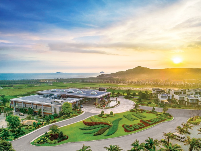 sân golf Nha Trang - Toà nhà câu lạc bộ bề thế tại KN Golf Links Paradise 