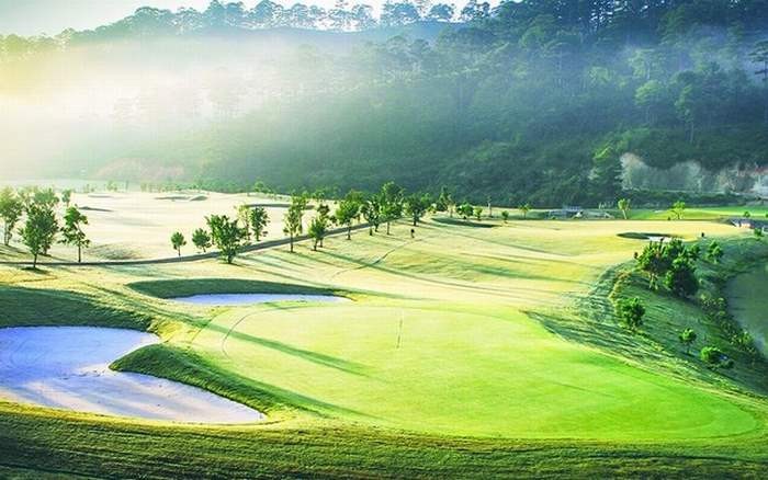 Sân golf Sam Tuyền Lâm - Một góc sân golf