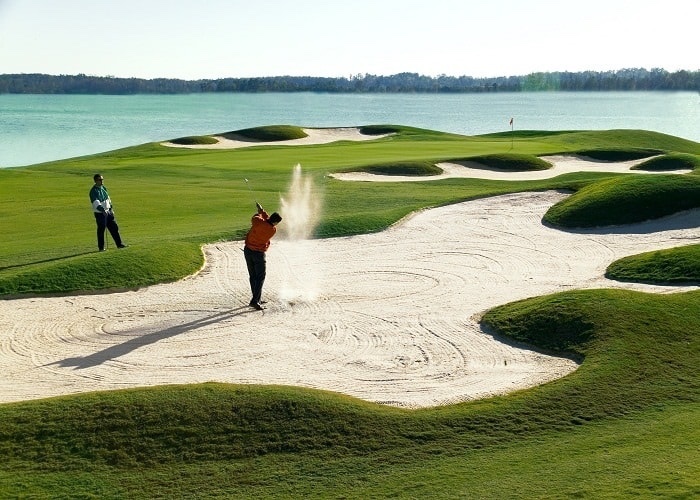 sân golf Vĩnh Phúc - Trải nghiệm chơi golf tại  Heron Lake Golf Course & Resort