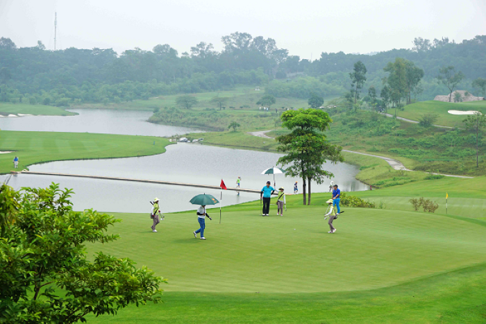 Tour Sân Golf SkyLake Resort & Golf Club Hà Nội thú vị và chất lượng. 