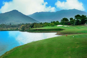 Thông tin chi tiết và giá sân golf Minh Trí mới nhất