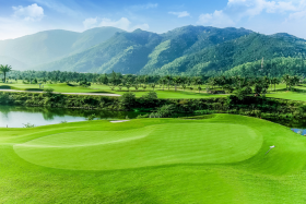 Tham khảo bảng giá sân golf Diamond Bay Nha Trang mới chi tiết nhất