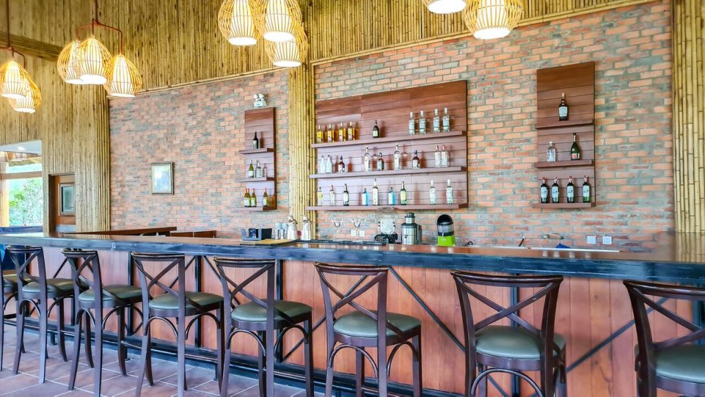quầy bar sân golf vinpearl phú quốc