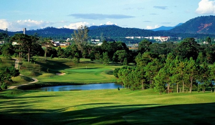 Tour du lịch golf Đà Lạt - Sân golf Đà Lạt Palace Golf Club đạt tiêu chuẩn quốc tế