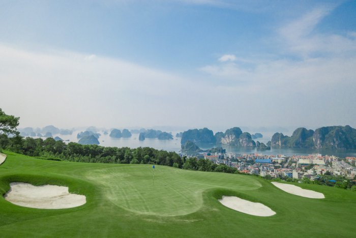 san-golf-ha-long