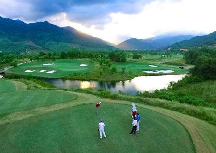 sân tập golf Kim Bảng