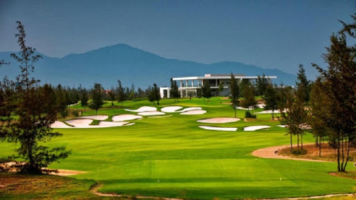 Sân golf Montgomerie Links Vietnam