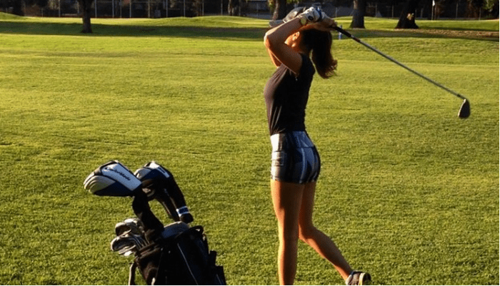 nữ golf thủ xinh đẹp: Cô nàng Katrina Brodsky quyến rũ trên sân golf
