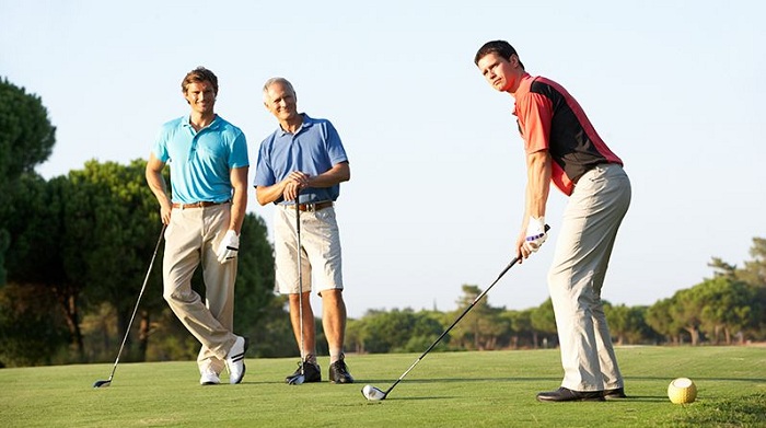 Những nguyên tắc ứng xử khi chơi golf mà golfer nào cũng cần biết