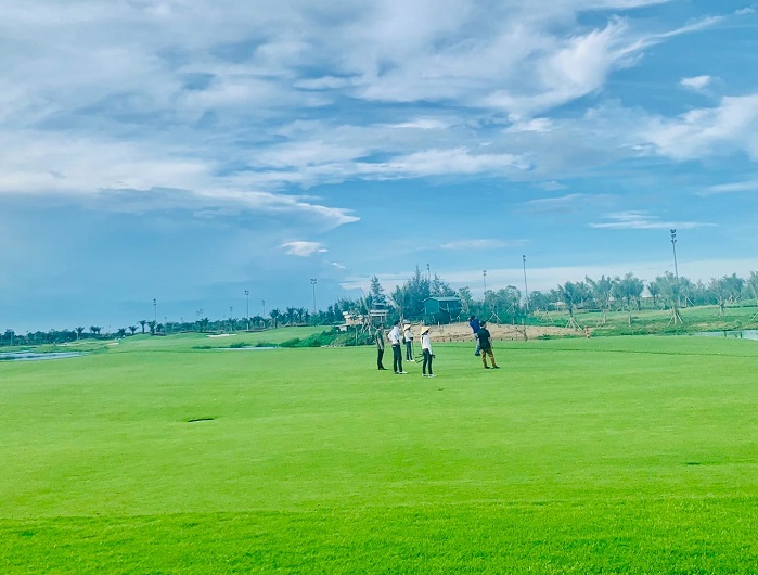 sân golf Xuân Thành