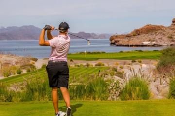 TPC Danzante Bay Golf Course uốn lượn bên vịnh xinh đẹp của Mexico