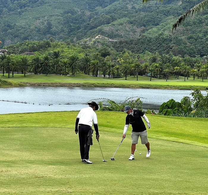Loch Palm Golf Club - sân golf ở Phuket