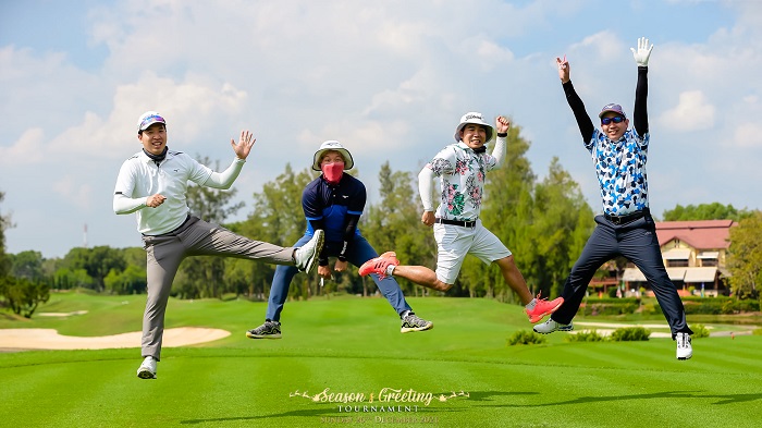 chơi golf tại Alpine Golf & Sport Club