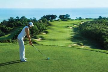 Vui chơi cực đã tại 6 địa điểm du lịch golf mùa hè ‘hót hòn họt’ này!