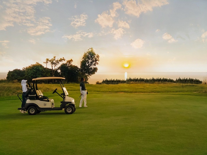 những cách tiết kiệm chi phí chơi golf hữu ích dành cho golfer 
