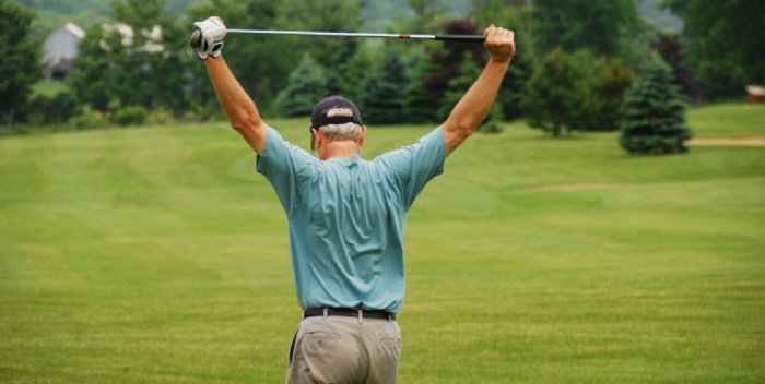 động tác khởi động khi chơi golf