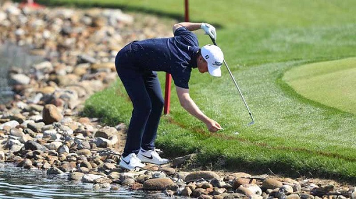 luật golf trong bẫy nước