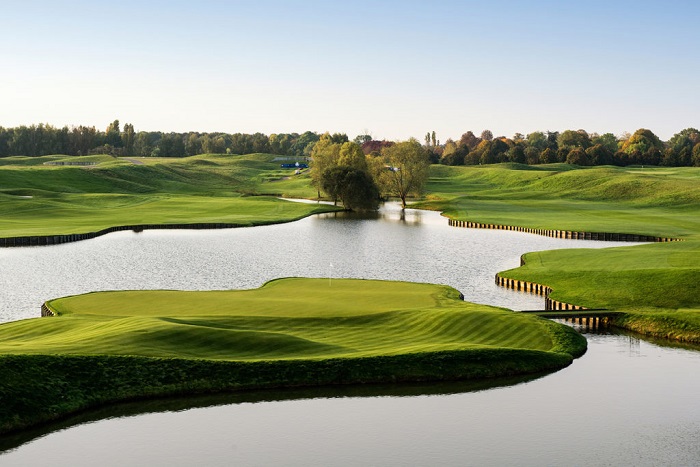 LYAlbatros_Course_Le_Golf_National_1