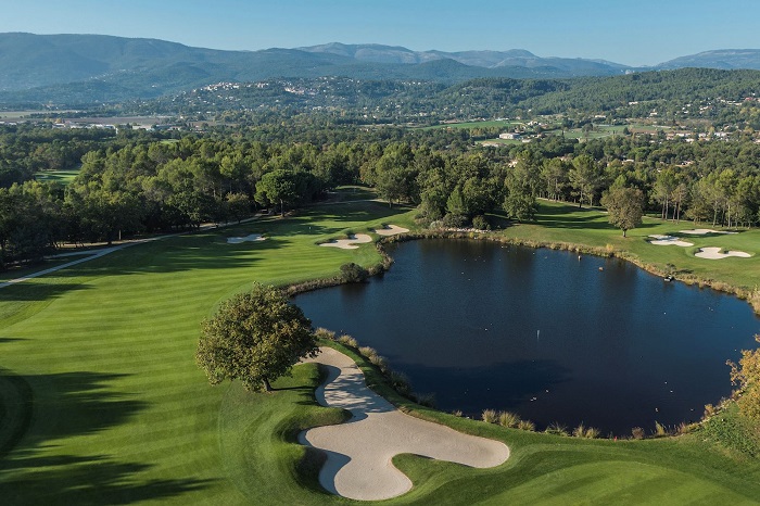 Le_Chateau_Course_at_Terre_Blanche_1