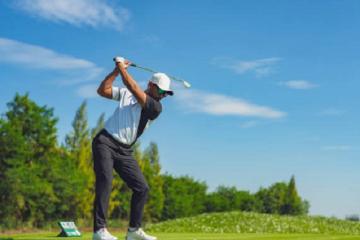 Những điều bạn cần lưu ý khi chơi golf mùa hè để đảm bảo sức khỏe