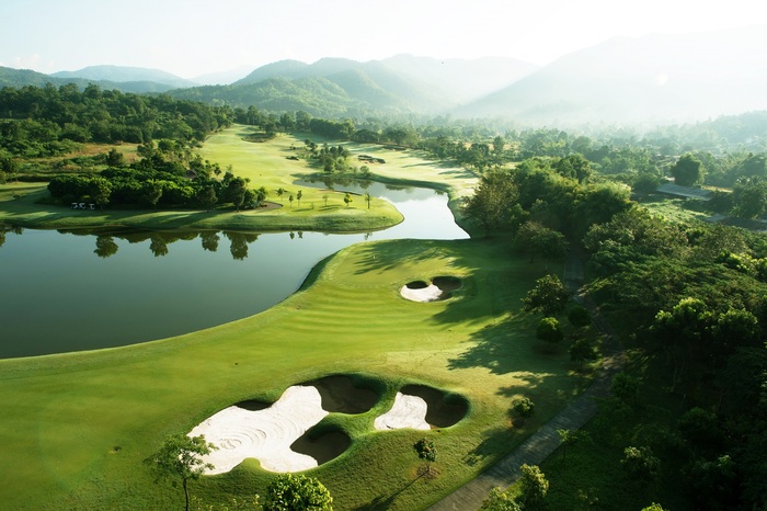 chơi golf tại Thái Lan
