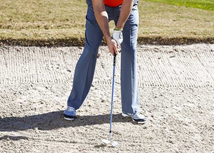 kỹ thuật đánh golf từ hố cát