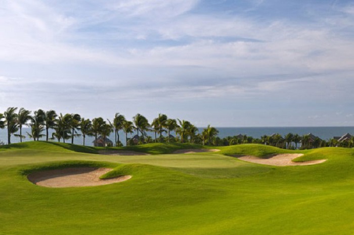 Sân golf Sea Links, Bình Thuận là một trong những sân golf bên bờ biển đẹp nhất Đông Nam Á