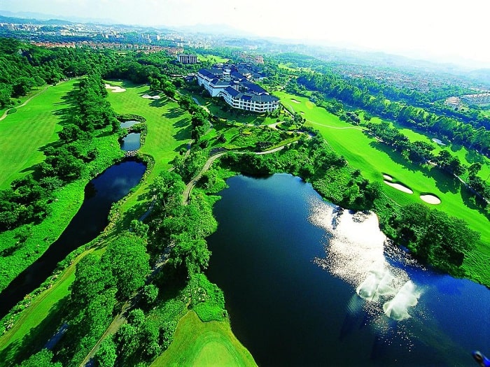 sân golf lớn nhất thế giới ở trung quốc