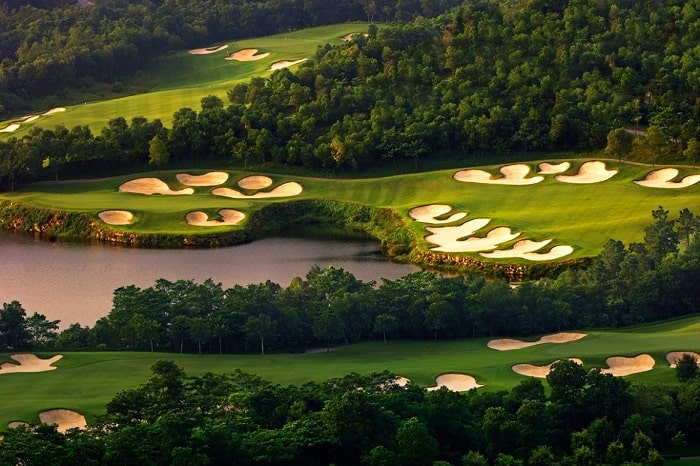 sân golf lớn nhất thế giới được thiết kế bởi tay golf nữ nổi tiếng thế giới
