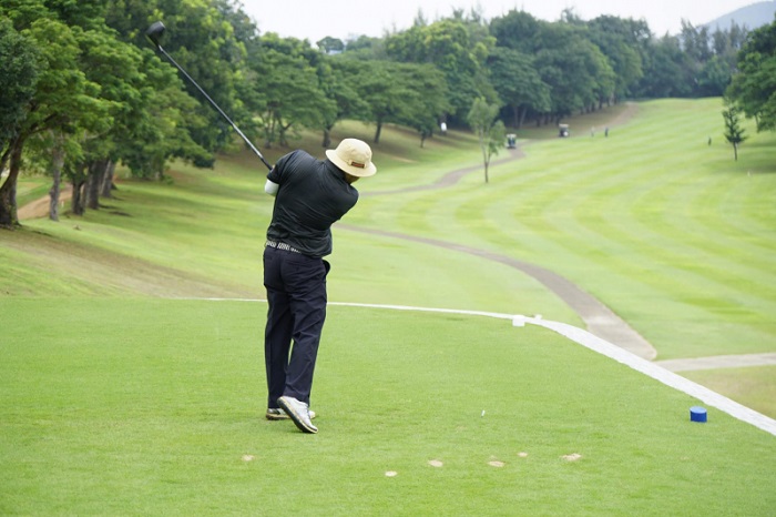 chơi golf tại sân golf Vũng Tàu Paradise