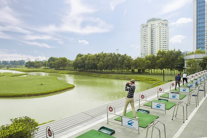 Sân tập golf Ciputra là một trong những sân tập golf tại Hà Nội tốt nhất