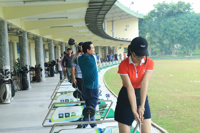 Sân tập golf Đảo Sen  là một trong những sân tập golf tại Hà Nội tốt nhất