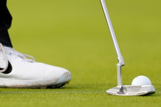 Điểm danh những mẫu gậy gạt golf chất lượng hàng đầu hiện nay, được nhiều golfer lựa chọn