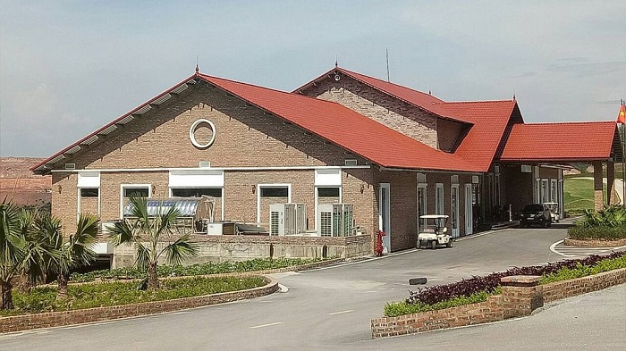 Tòa nhà clubhouse của sân golf Yên Dũng Bắc Giang