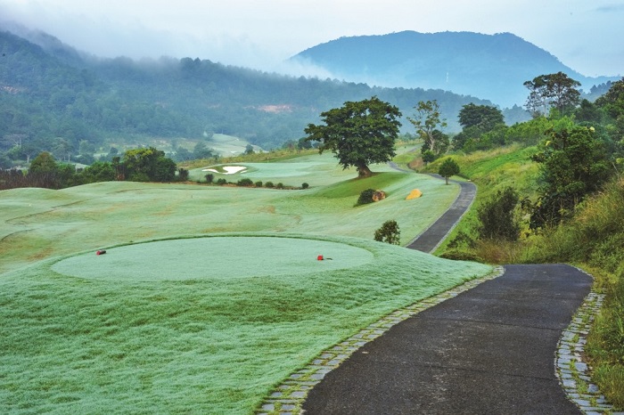 vẻ đẹp của sân golf Đà Lạt 1200