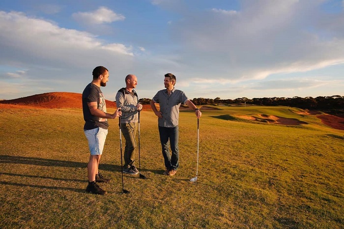 Sân golf dài nhất thế giới Nullarbor Links