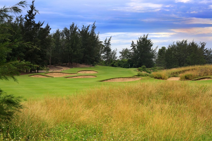 khám phá sân golf Montogomerie Links Đà Nẵng