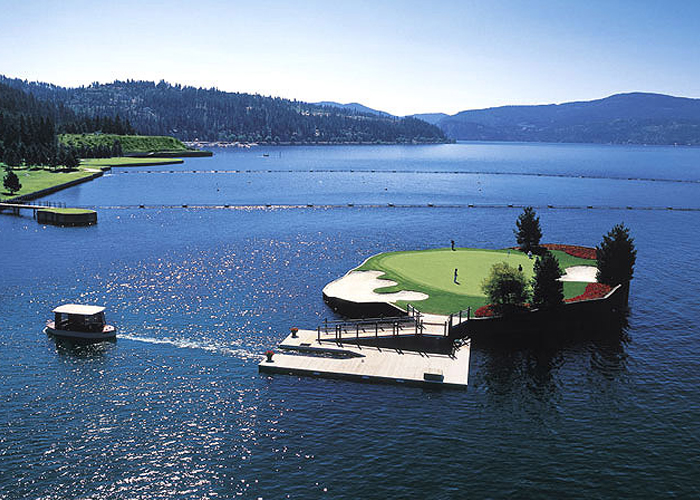 sân golf nổi trên mặt nước tại Mỹ